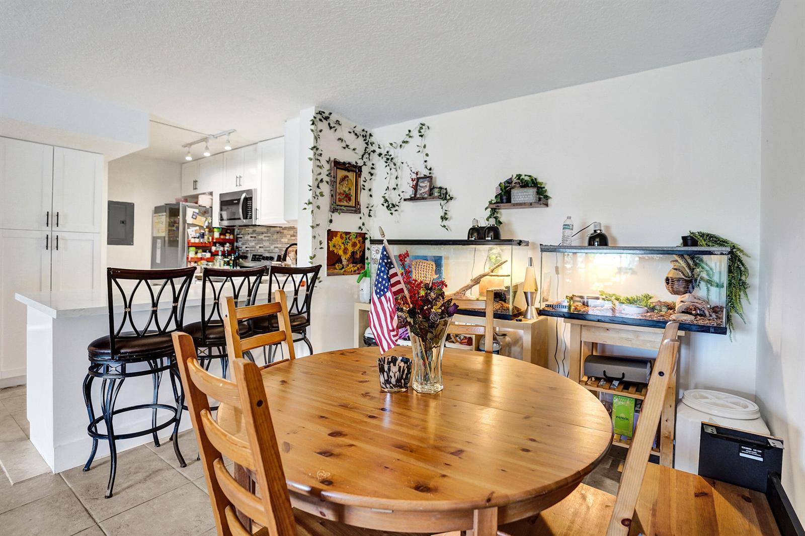 629 Sea Pine Way # A1, FL 33415 photo 4