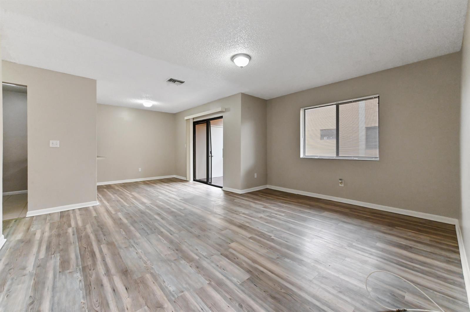 6041 10th Avenue N # 228, FL 33463 photo 2