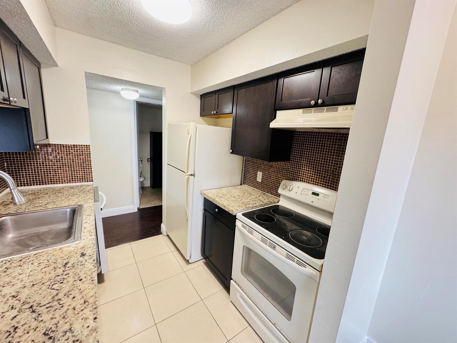 5686 Rock Island Road # 115, Tamarac FL 33319 photo 5
