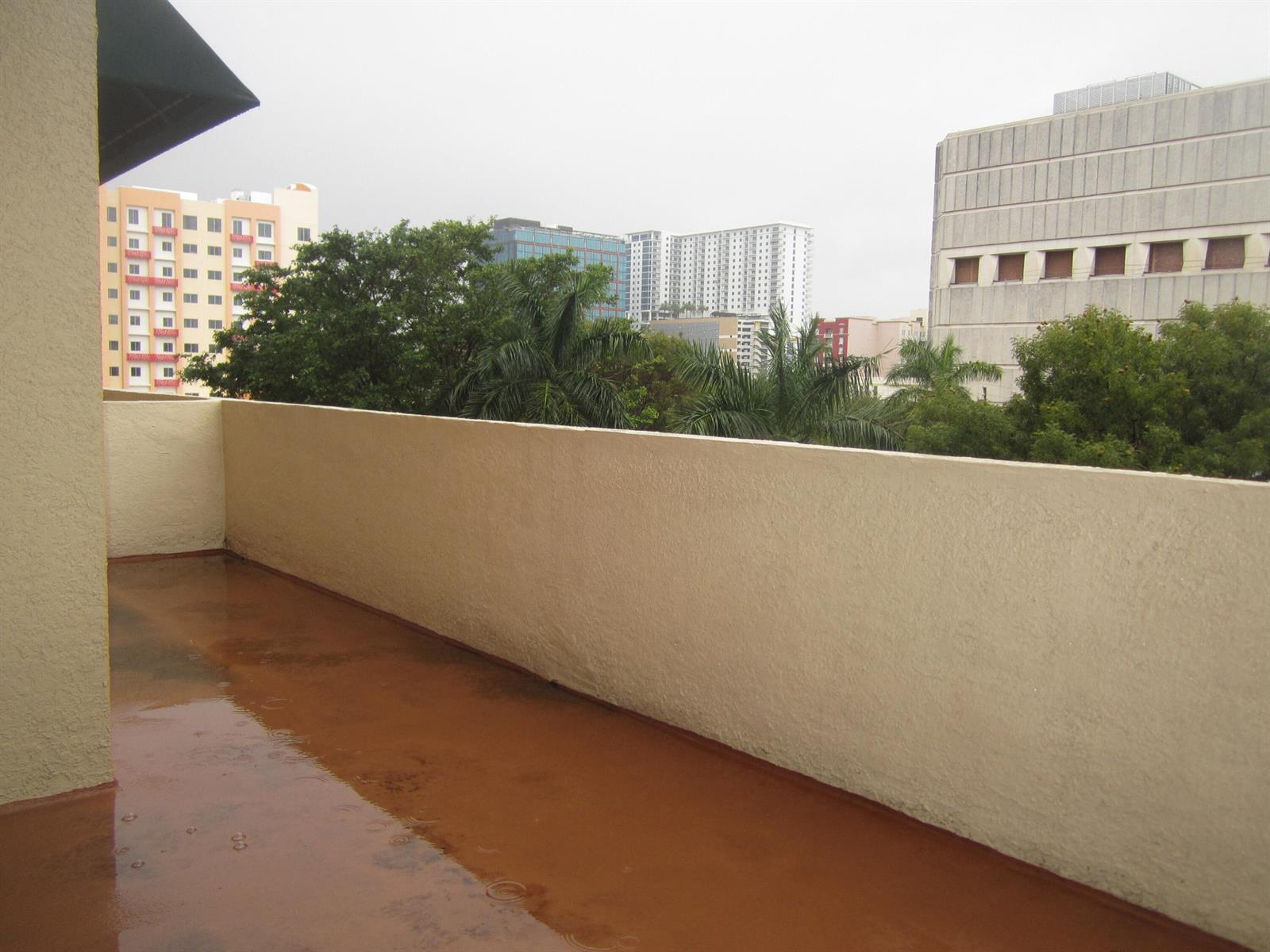 600 S Dixie Highway # 403, West Palm Beach FL 33401 photo 4