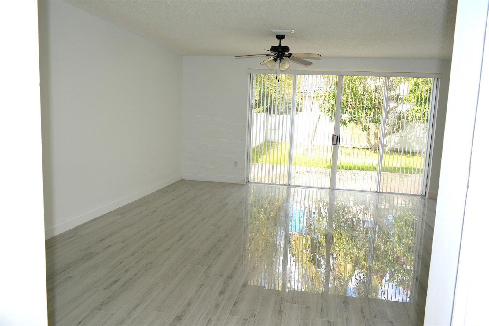 3003 CAFFIA Way, West Palm Beach FL 33409 photo 5