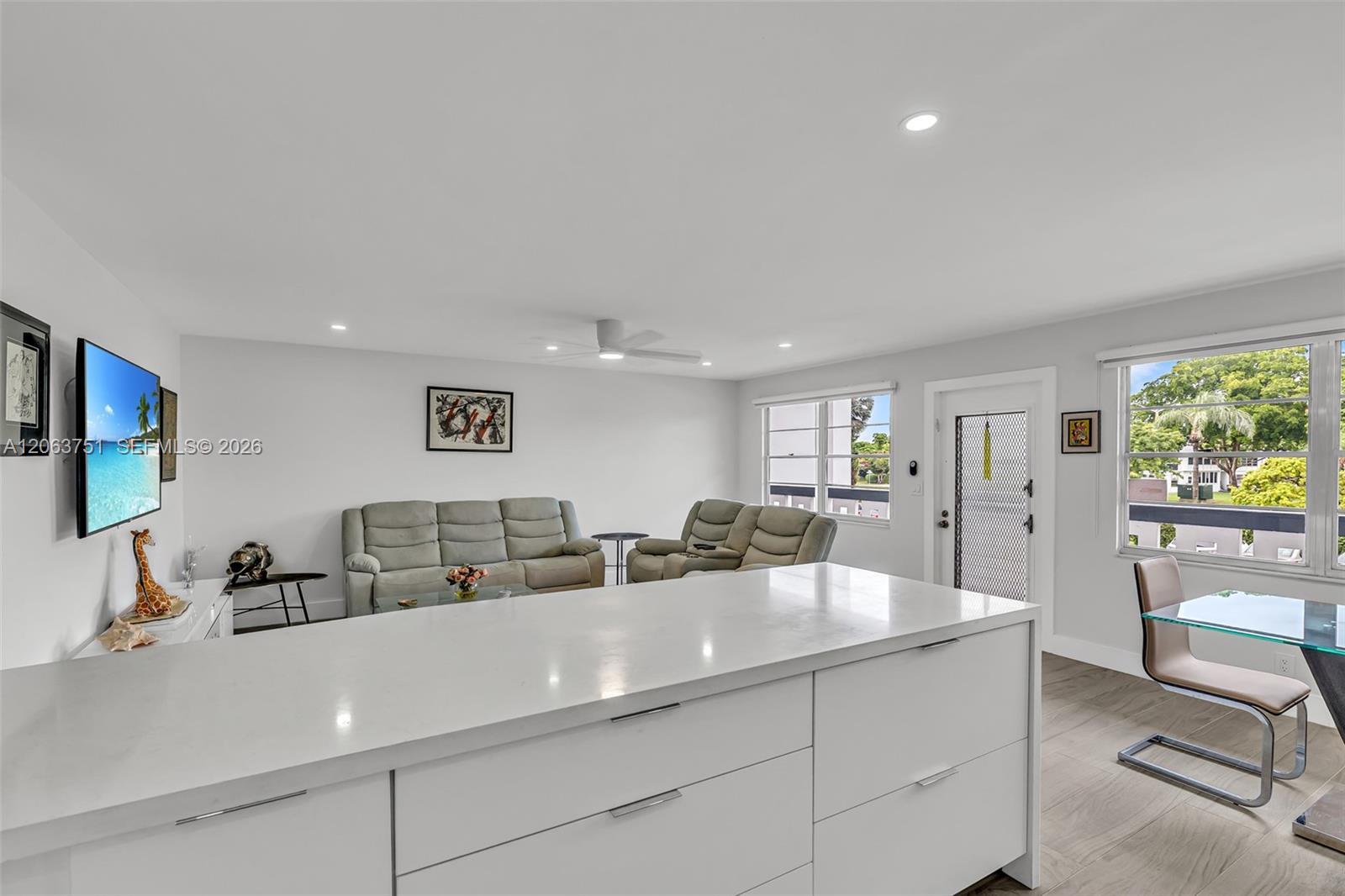 2109 Oakridge V # 2109, Deerfield Beach FL 33442 photo 4