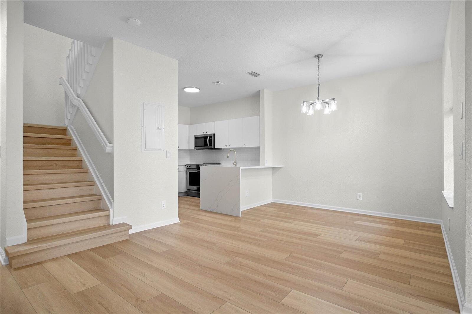 1204 SANTA CATALINA Lane, North Lauderdale FL 33068 photo 4