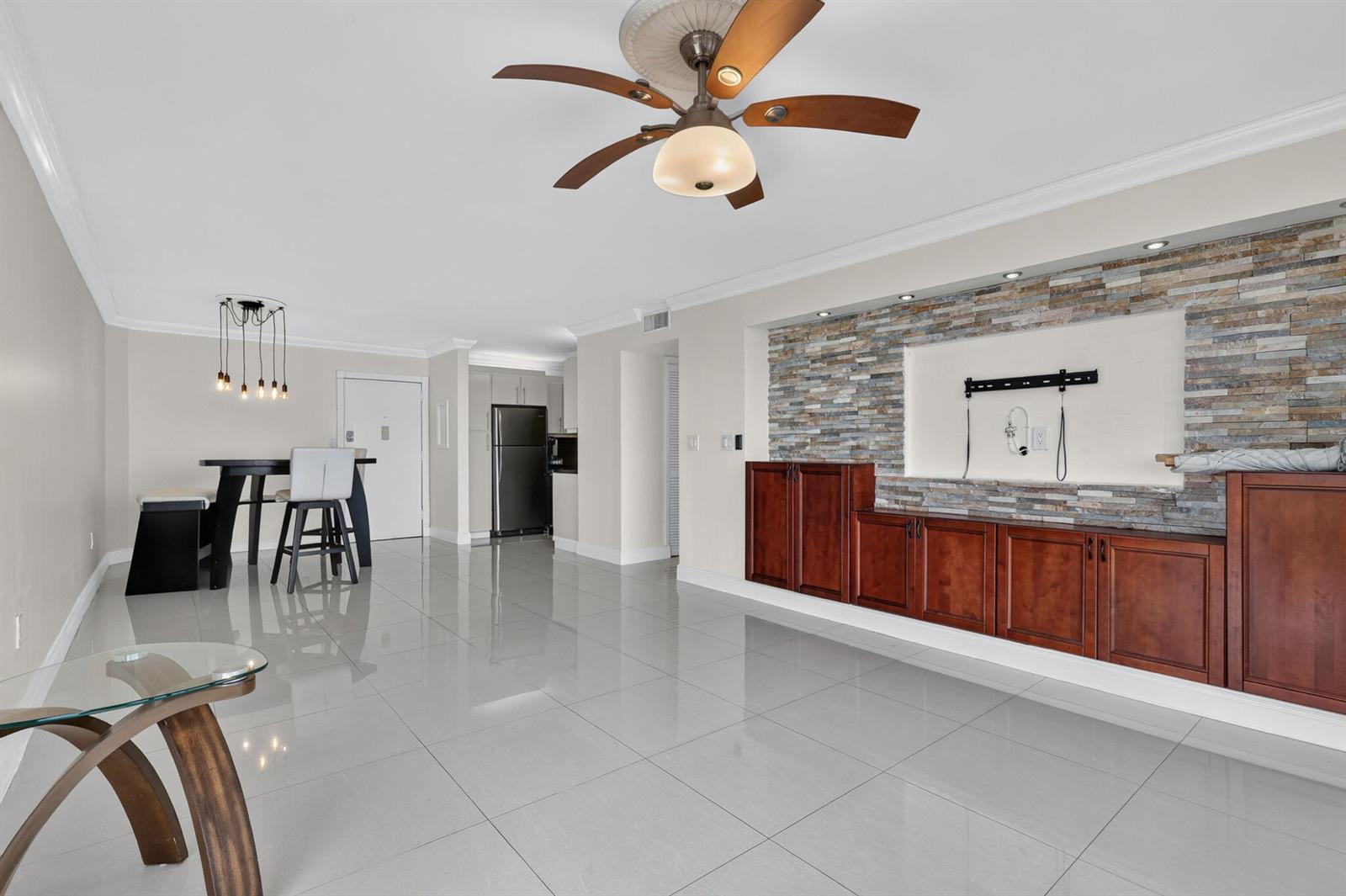 2500 NE 135TH Street # C1011, North Miami FL 33181 photo 4