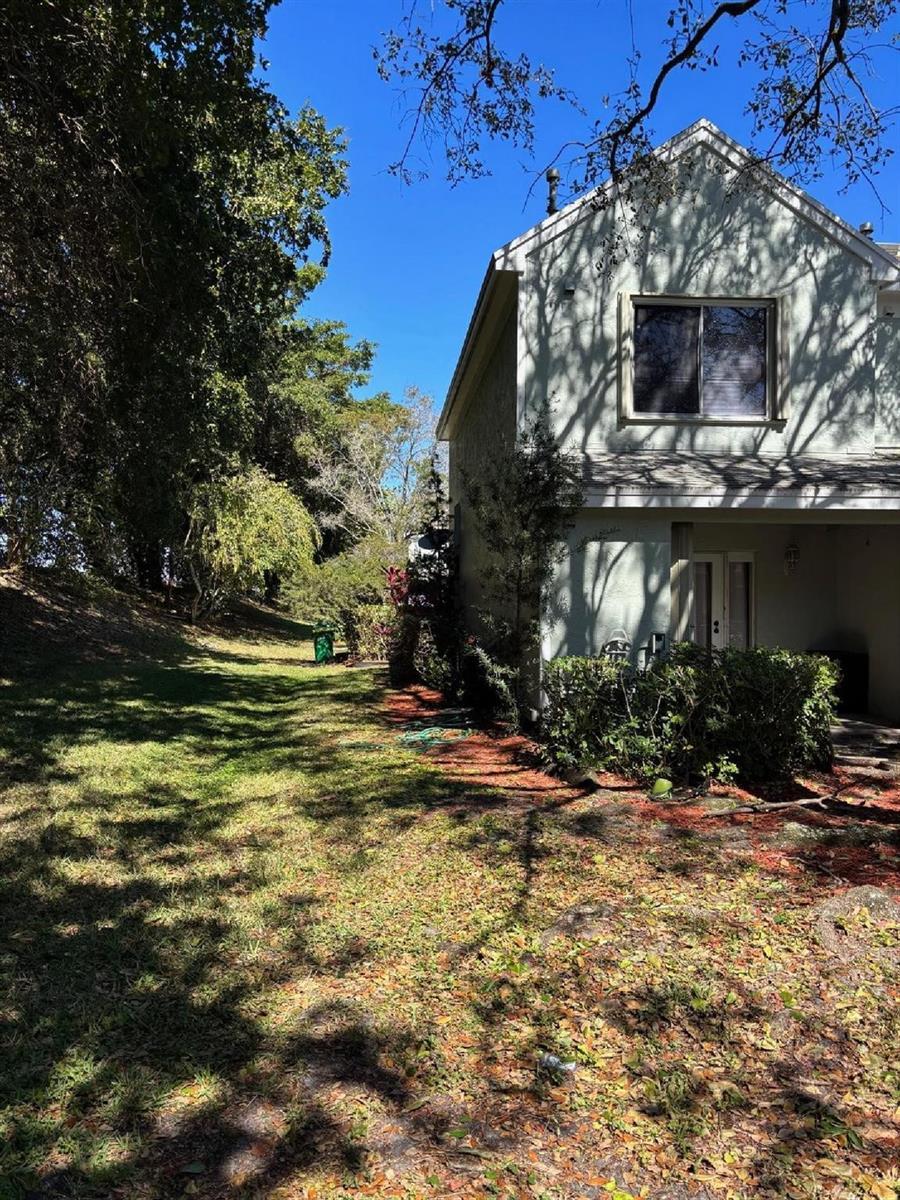 11050 CONCH Court, Tamarac FL 33321 photo 3