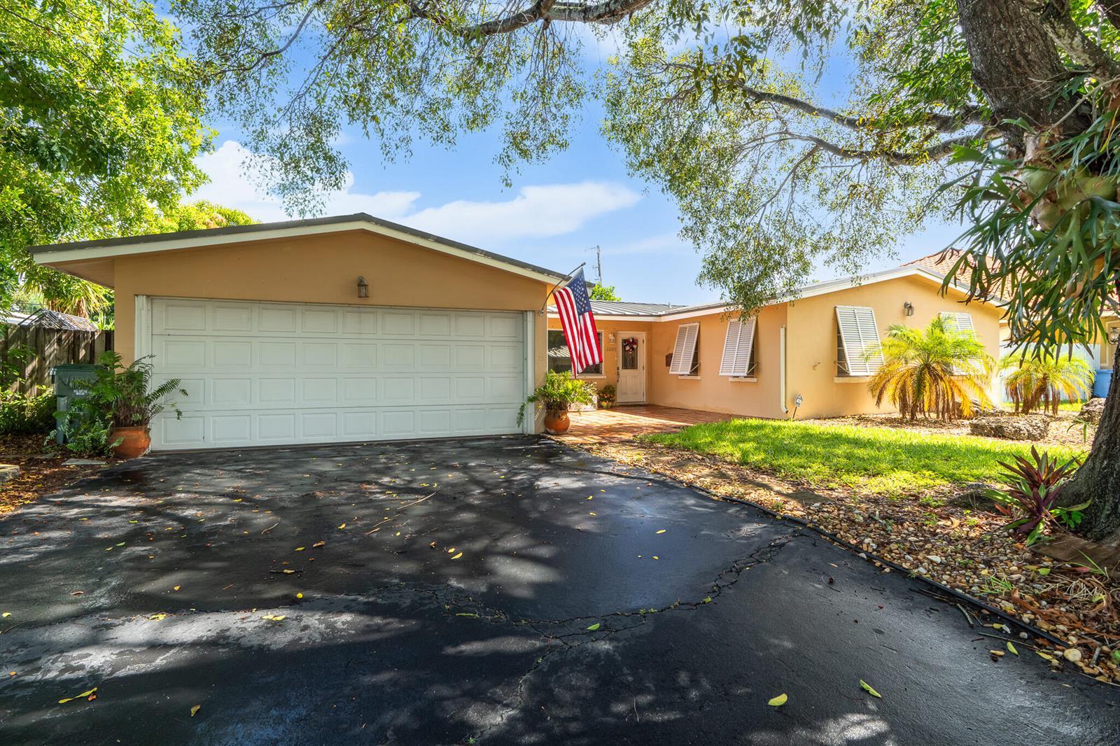1601 NE 48TH Court, Oakland Park FL 33334 photo 3