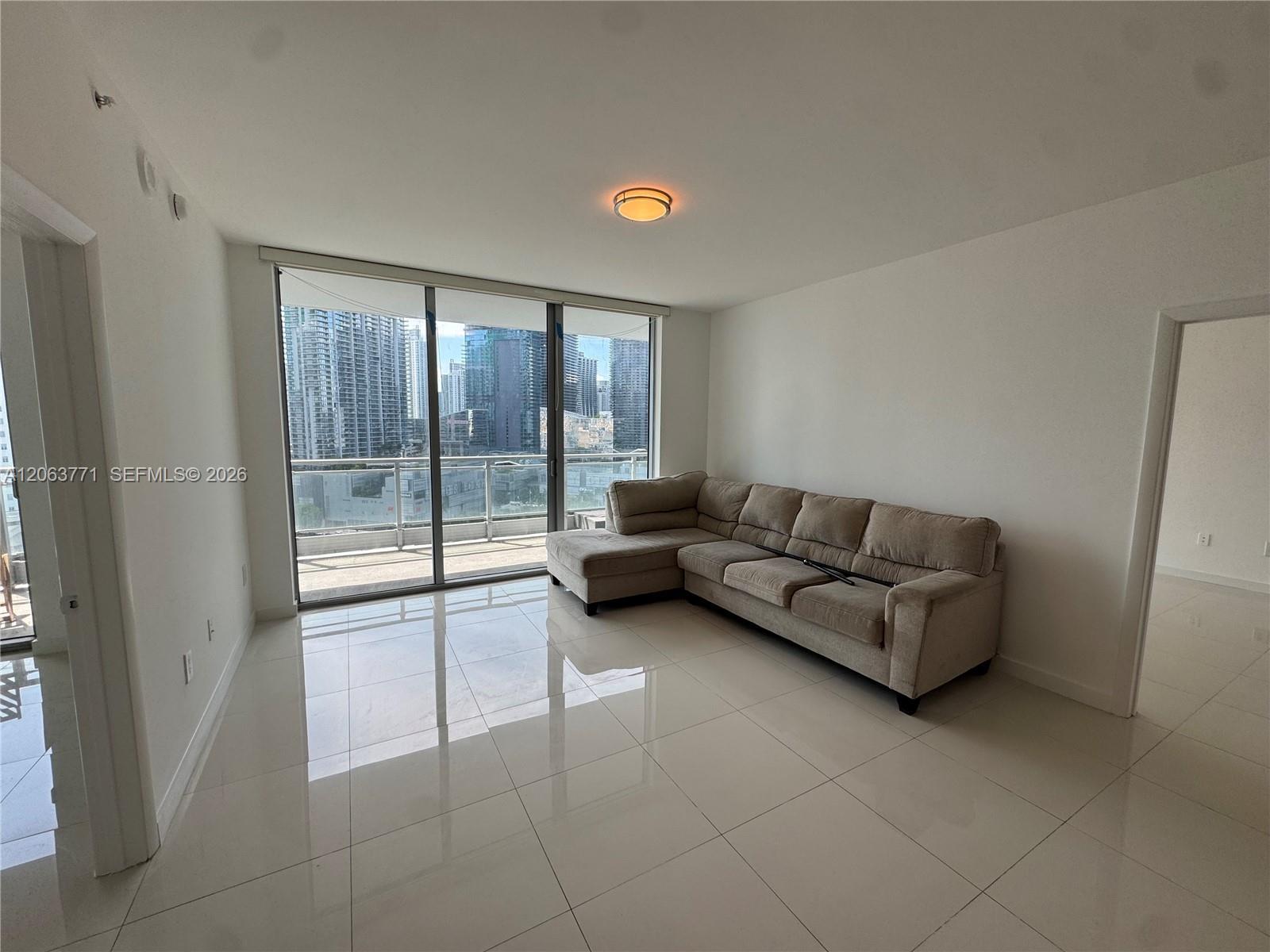 90 SW 3rd St # 2314, Miami FL 33130 photo 5