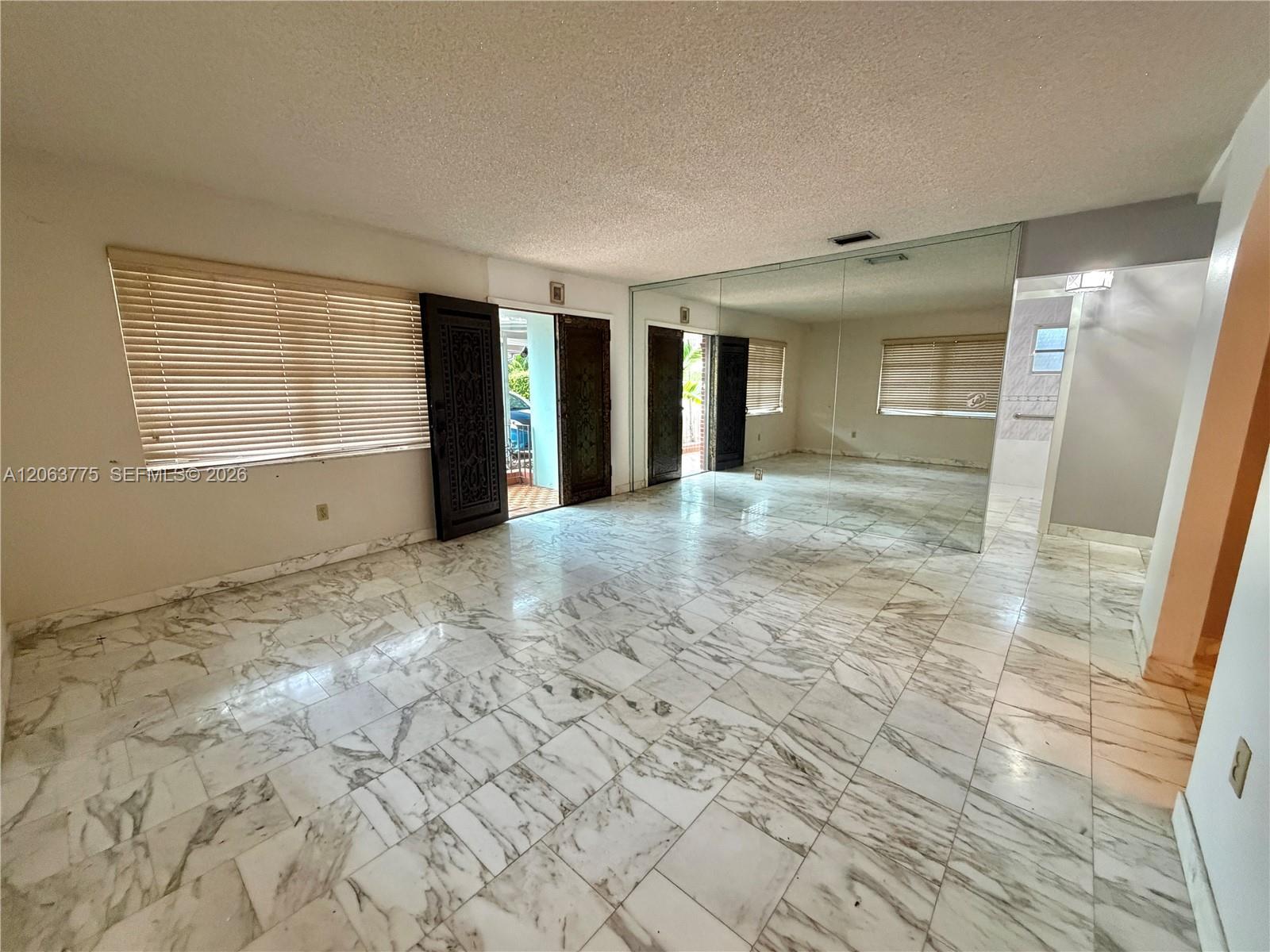 320 NW 61st Ave, Miami FL 33126 photo 5