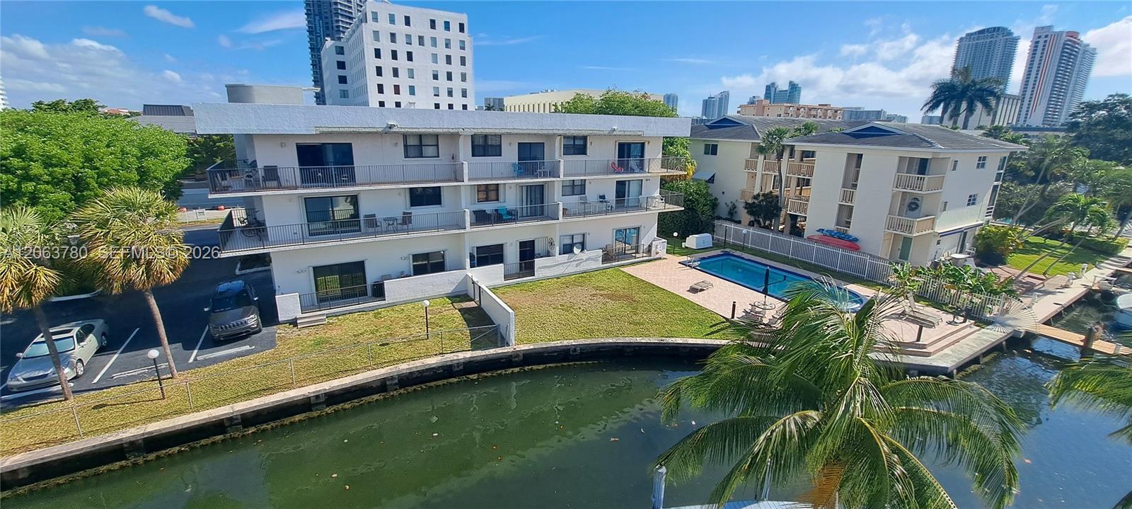 1900 Diana Dr # 3A, Hallandale Beach FL 33009 photo 3