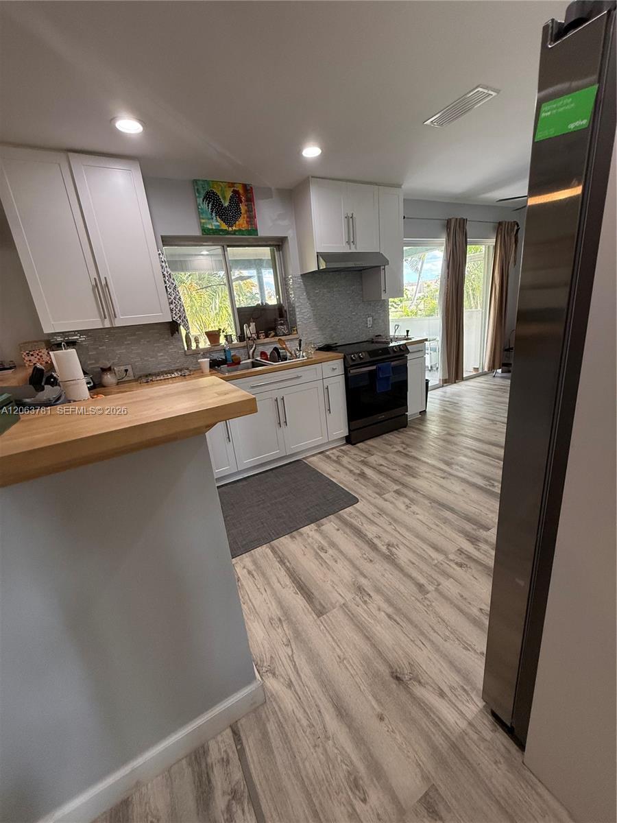 3600 NW 113th Ave, Sunrise FL 33323 photo 2