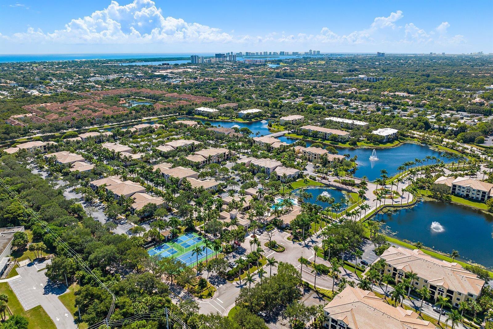 2729 Anzio Court # 208, Palm Beach Gardens FL 33410