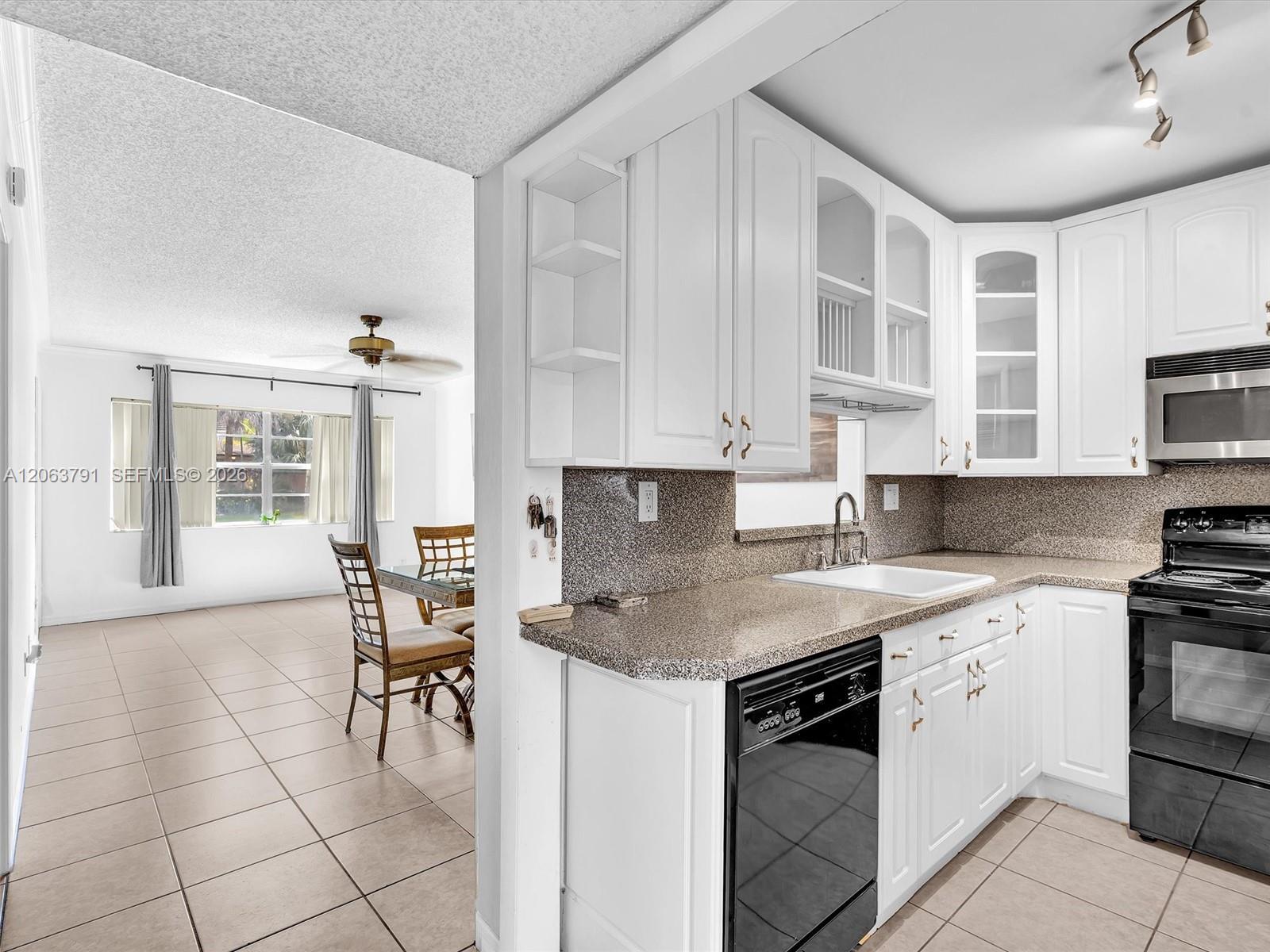 5001 W Oakland Park Blvd # 106, Lauderdale Lakes FL 33313 photo 5