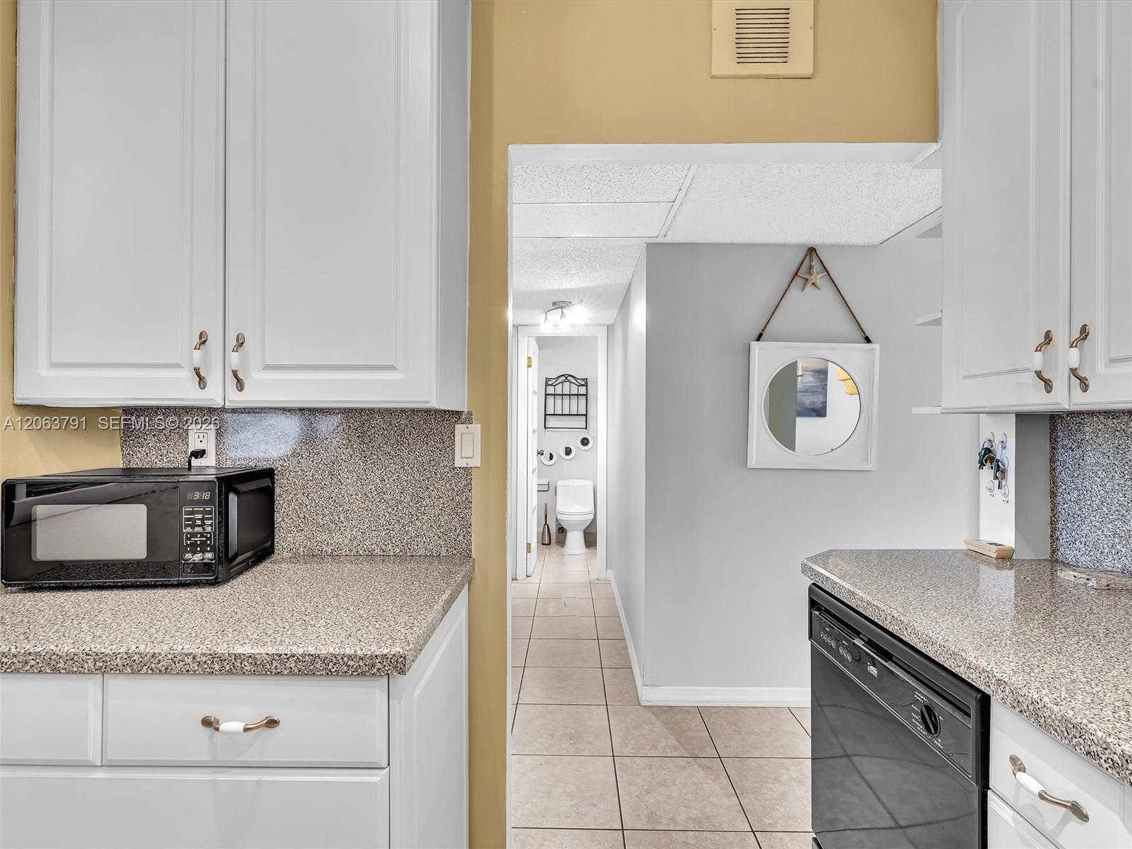 5001 W Oakland Park Blvd # 106, Lauderdale Lakes FL 33313 photo 4