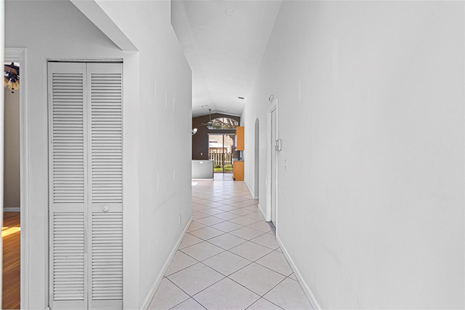 15250 SW 49TH Court, Davie FL 33331 photo 4
