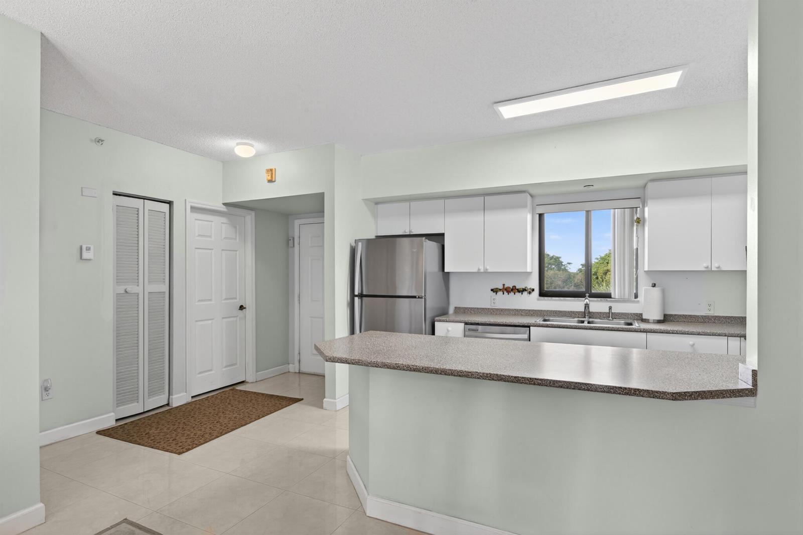 2105 Lavers Circle # 403, Delray Beach FL 33444 photo 3