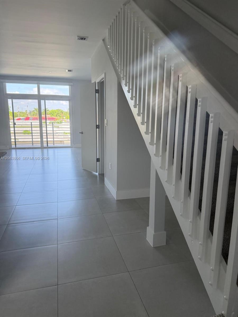 381 E 50th St # 5, Hialeah FL 33013 photo 4
