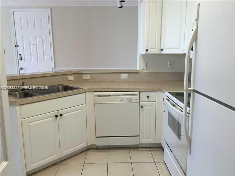 4704 SW 160th Ave # 222, Miramar FL 33027 photo 4