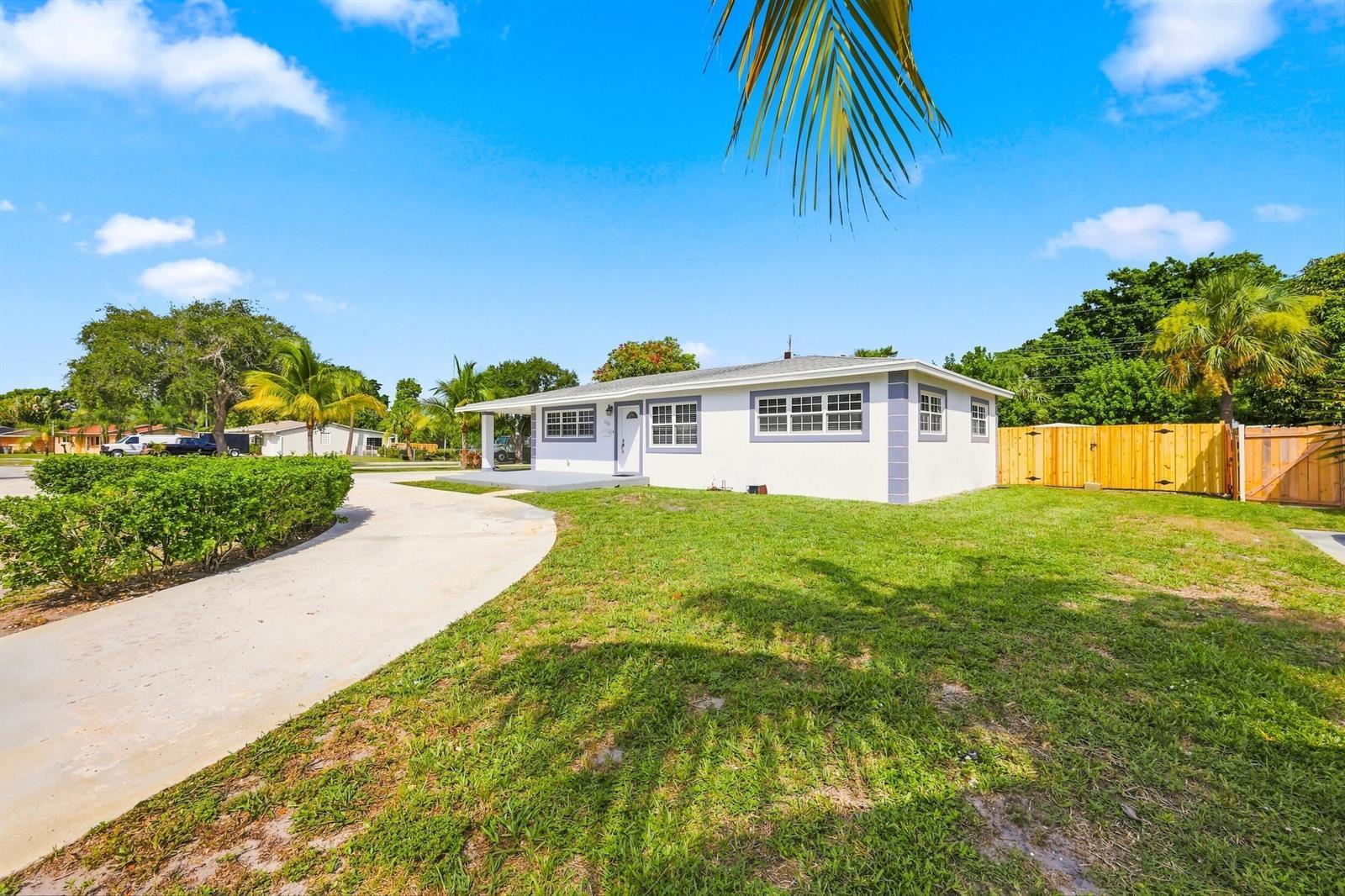 1100 7TH Street, Lake Park FL 33403 photo 3