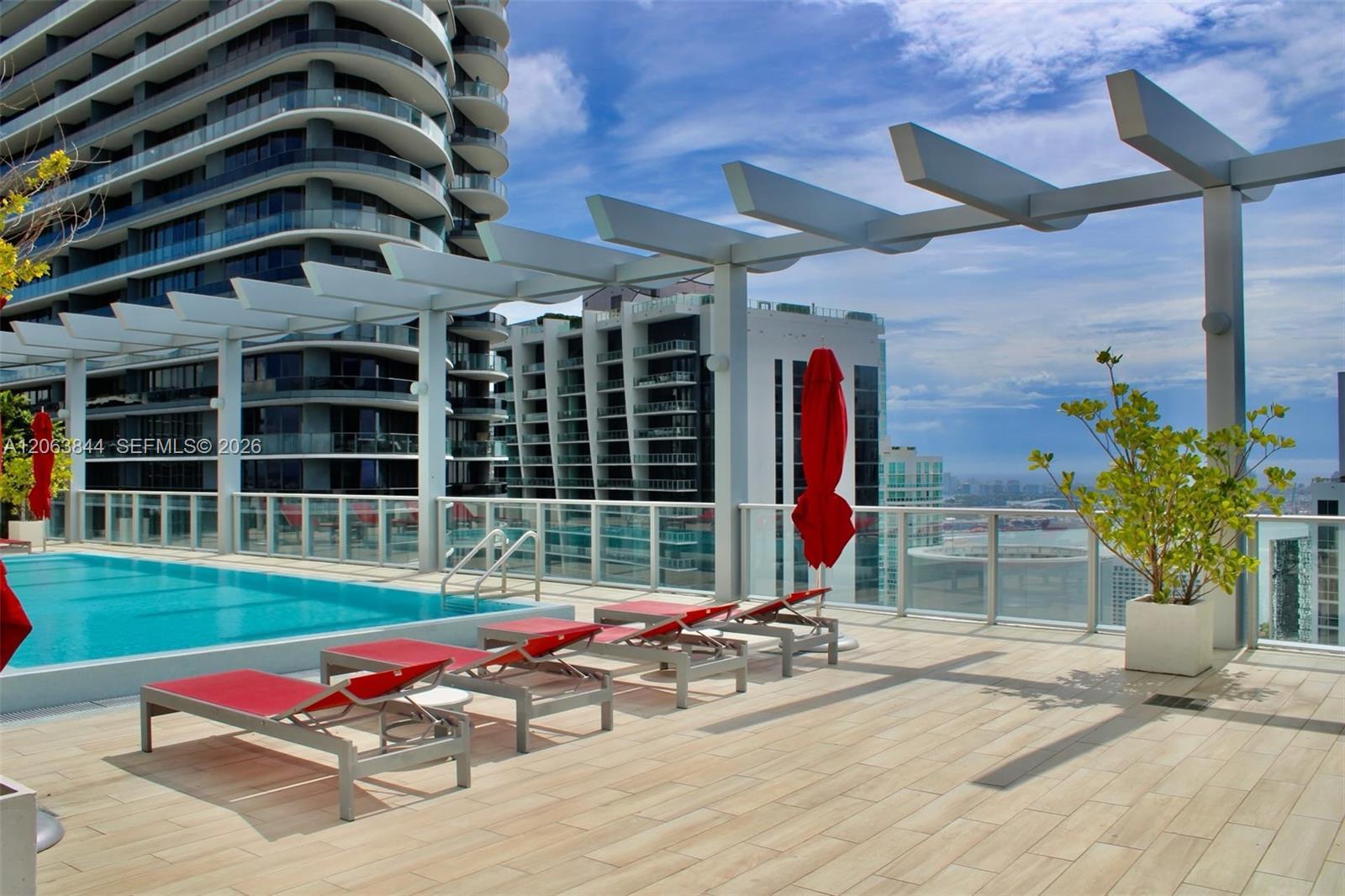 1100 S Miami Ave # 4004, Miami FL 33130 photo 2