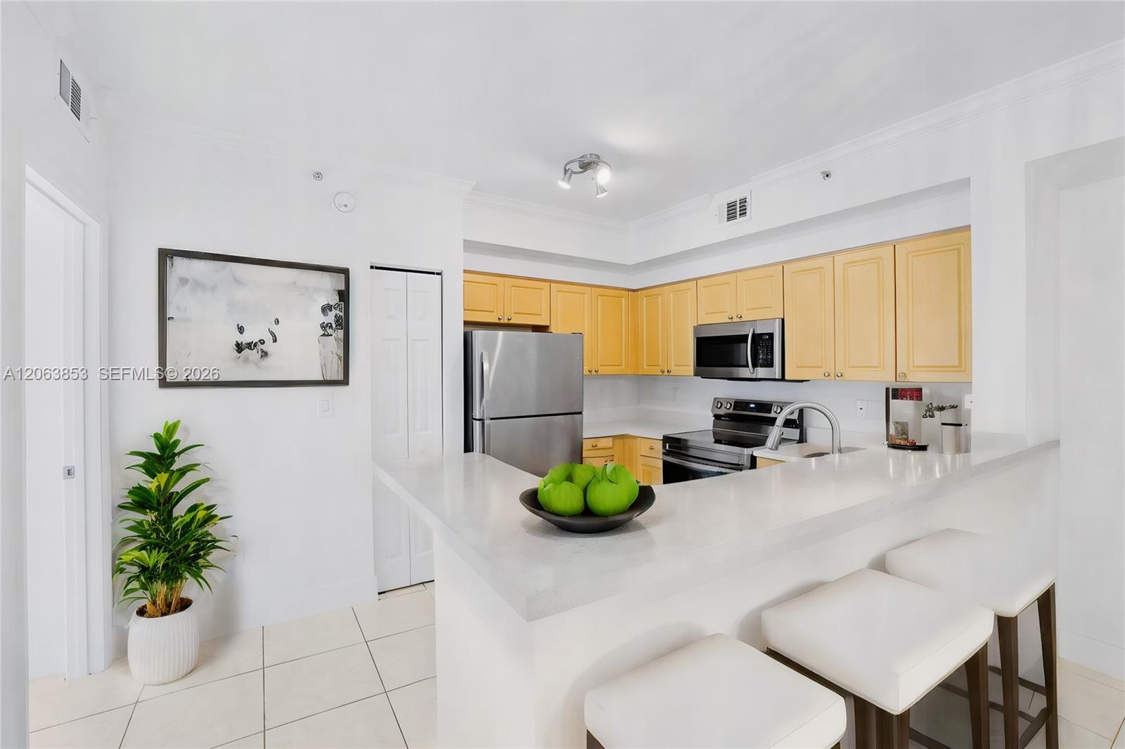 6831 SW 44th St # 205, Miami FL 33155 photo 4