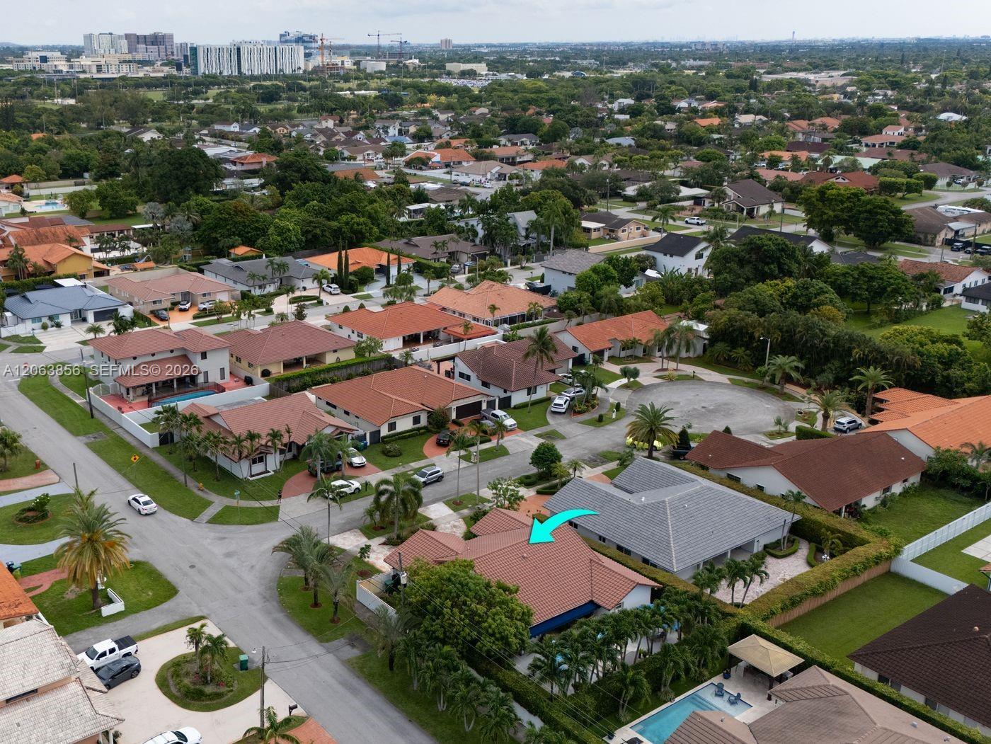 11482 SW 28th Ter, Miami FL 33165 photo 2