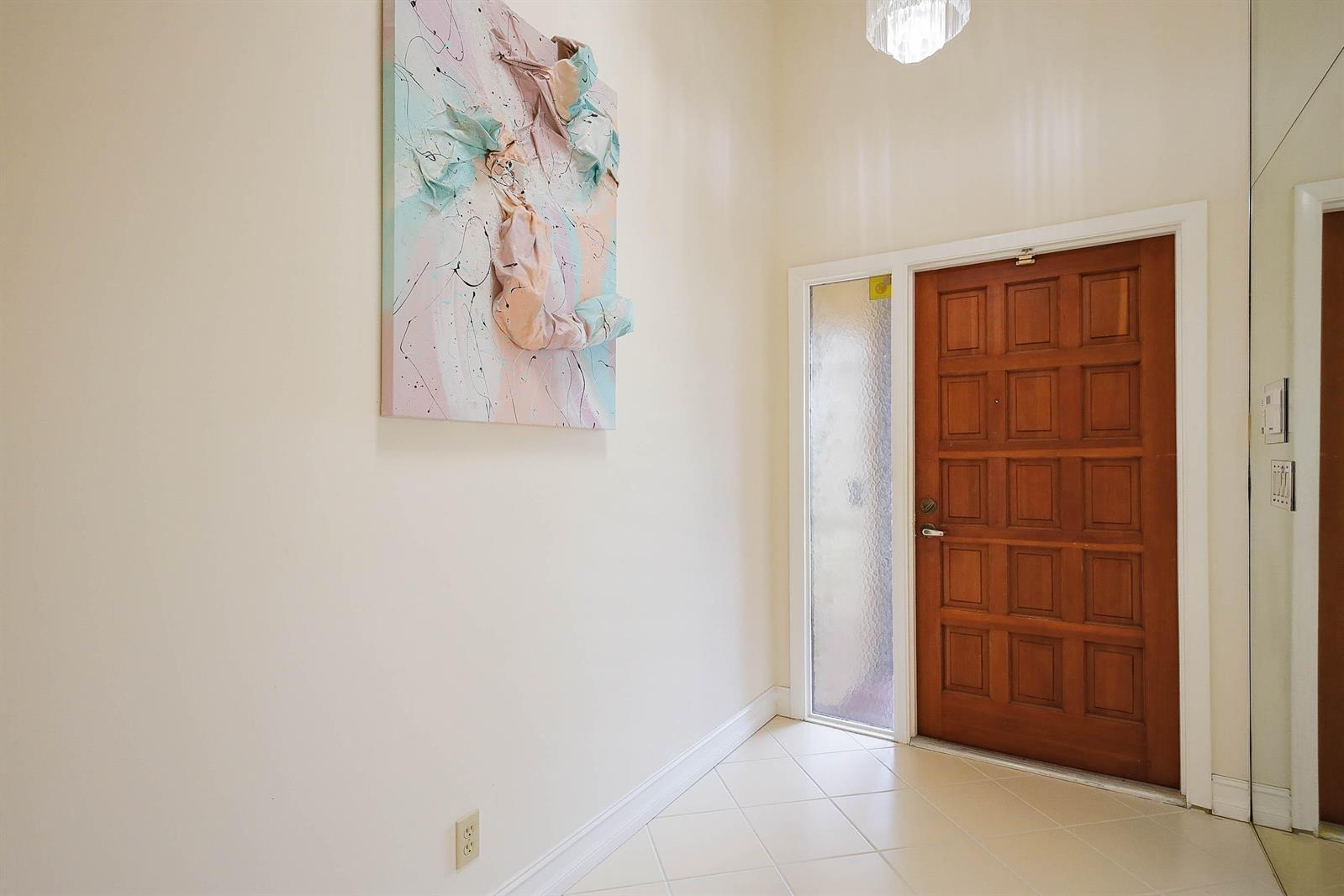 7003 GOLF POINTE Circle, Tamarac FL 33321 photo 5