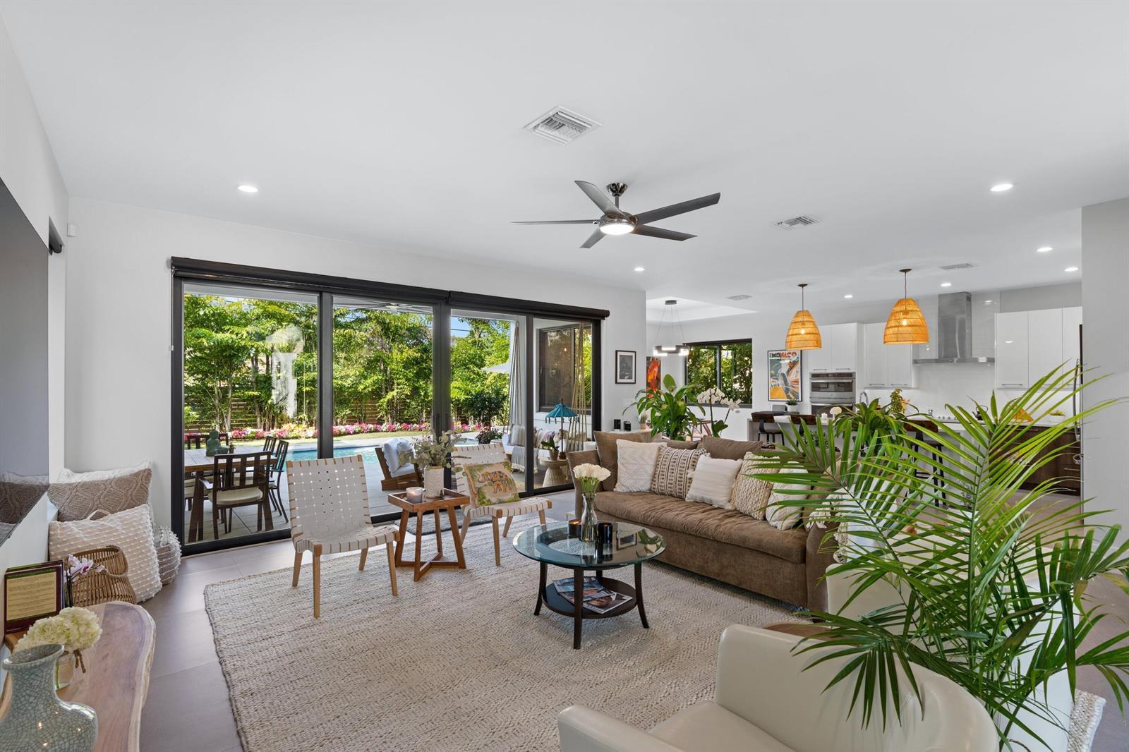 238 SE 4TH Avenue, Delray Beach FL 33483 photo 3