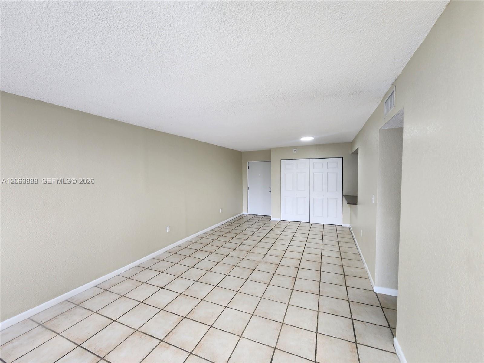 802 NW 87th Ave # 312, Miami FL 33172 photo 4