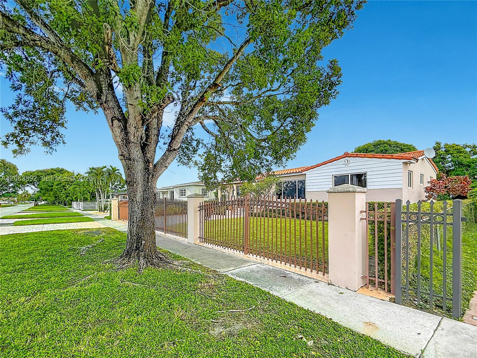 145 W 57th St, Hialeah FL 33012 photo 4