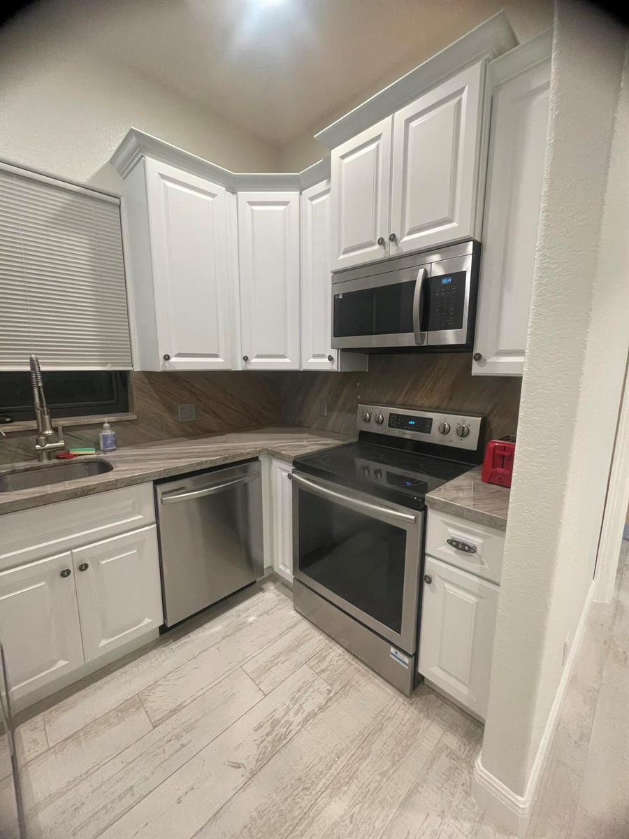 8691 MAN O WAR Road # A, Palm Beach Gardens FL 33418 photo 4