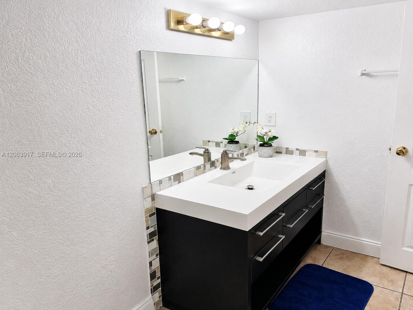 5201 Geneva Way # 202, Doral FL 33166 photo 3