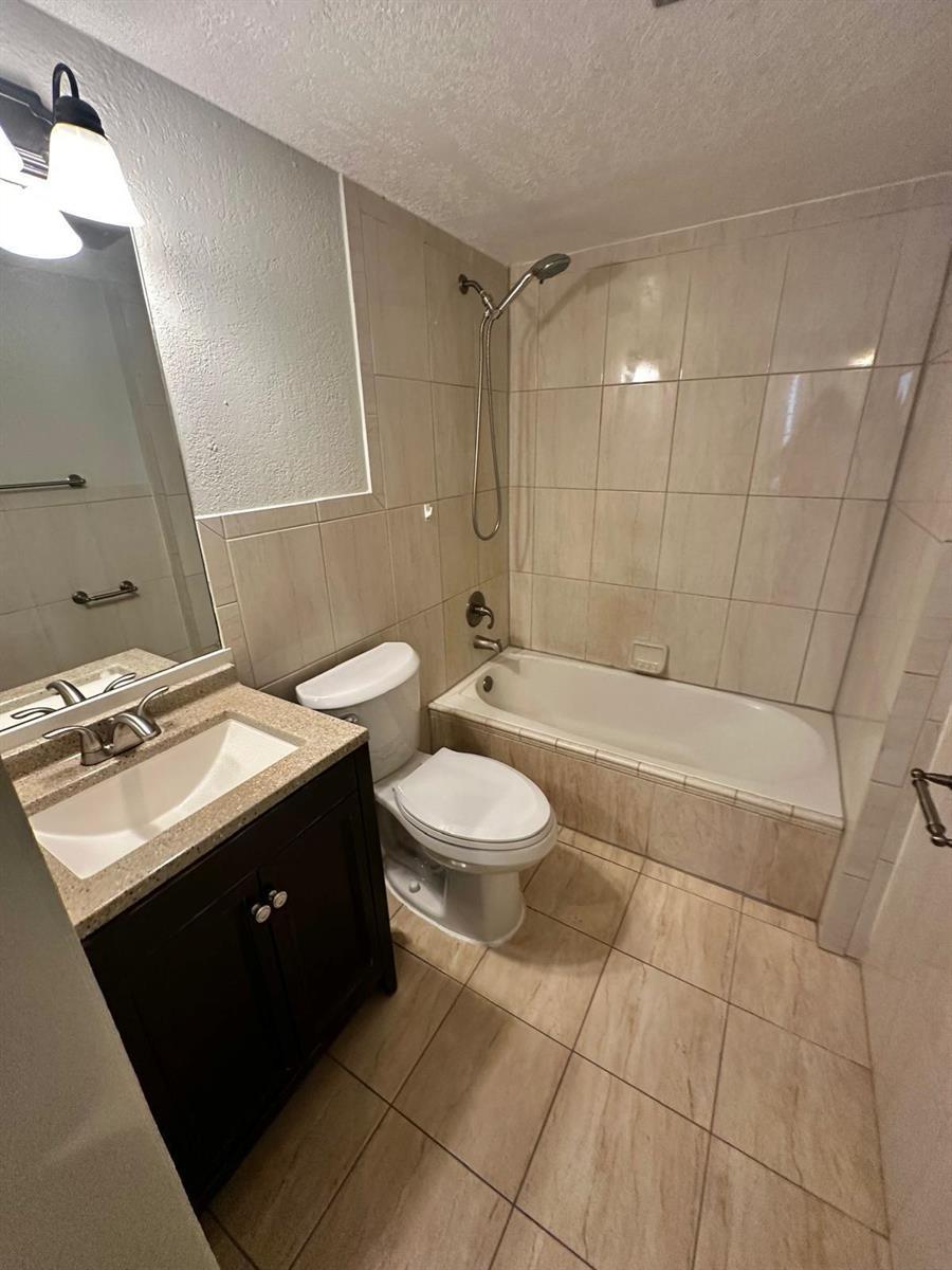 4158 Inverrary Drive # 202, Lauderhill FL 33319 photo 2