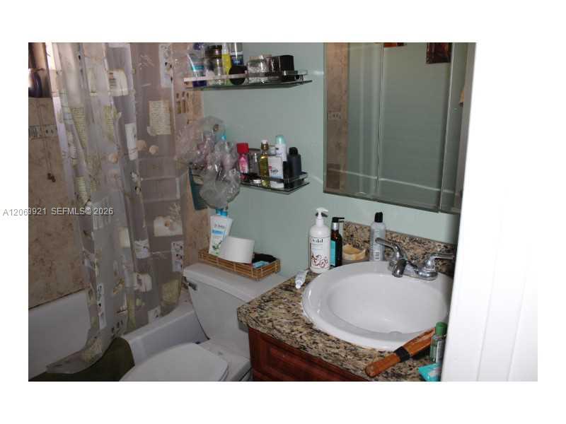 1925 Madison St # 19, Hollywood FL 33020 photo 4