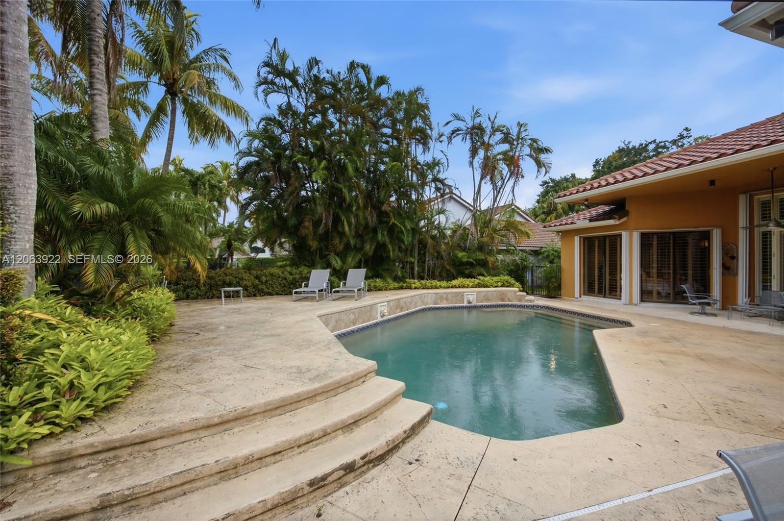 1028 Creekford Dr, Weston FL 33326 photo 4