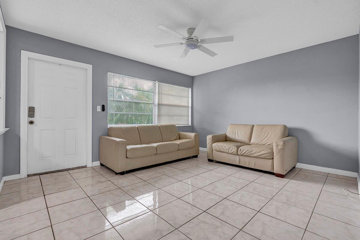 340 NW 19th Street # 308, Boca Raton FL 33432 photo 4