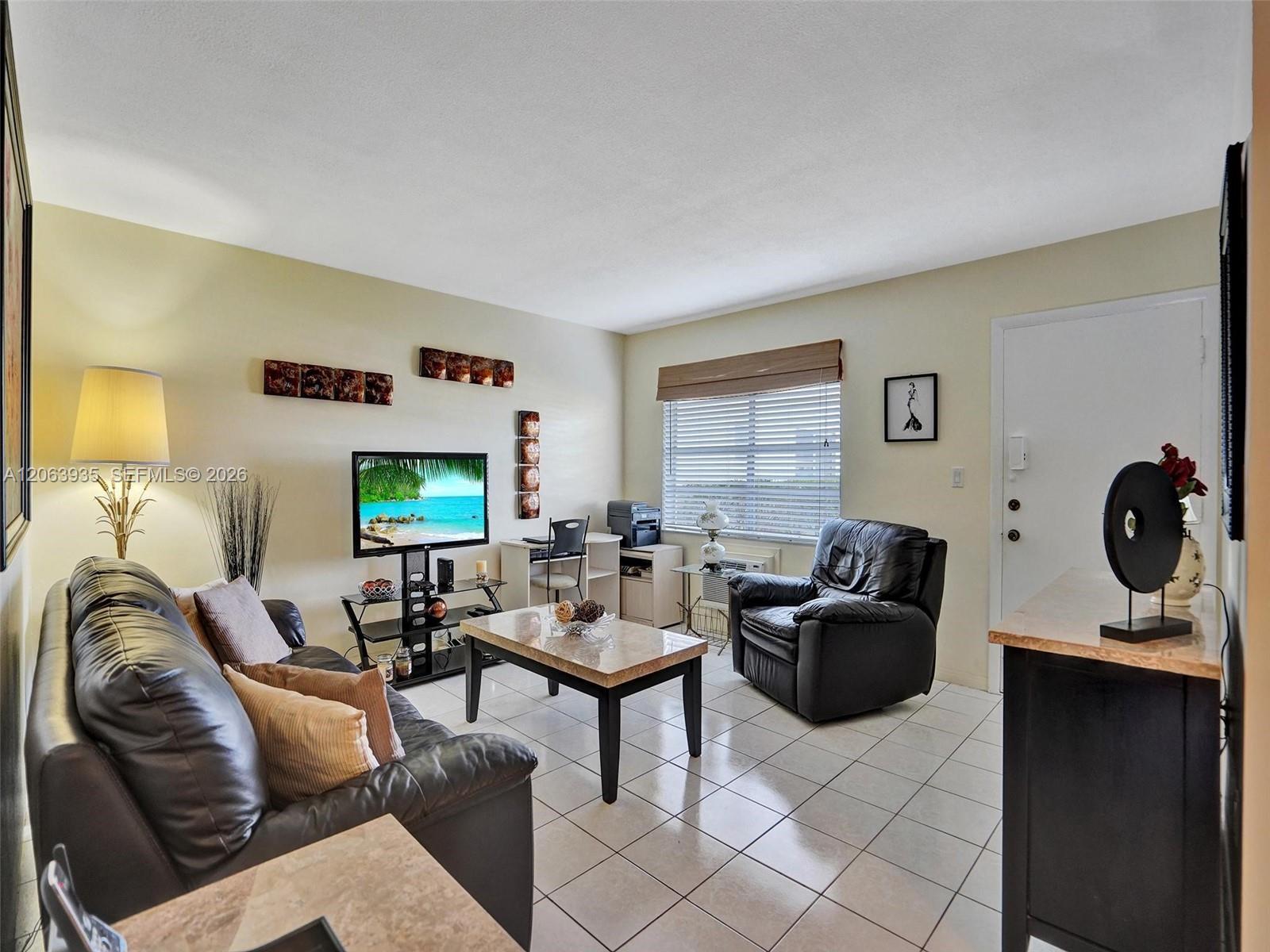 16901 NE 13th Ave # 110, Miami FL 33162 photo 4