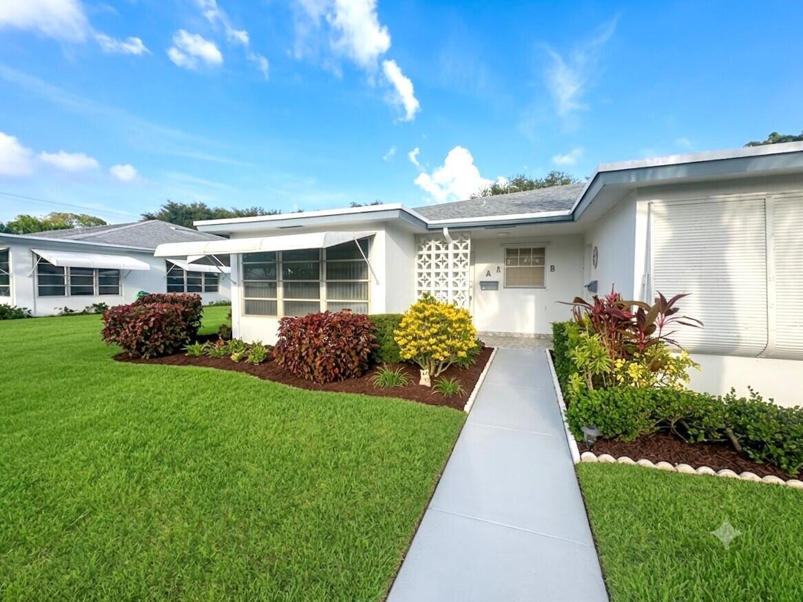 1202 S DRIVE Circle # A, Delray Beach FL 33445