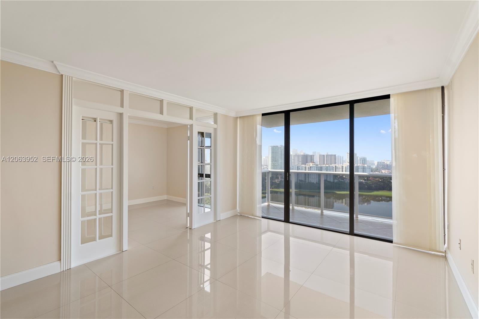 3675 N Country Club Dr # 2208, Aventura FL 33180 photo 4