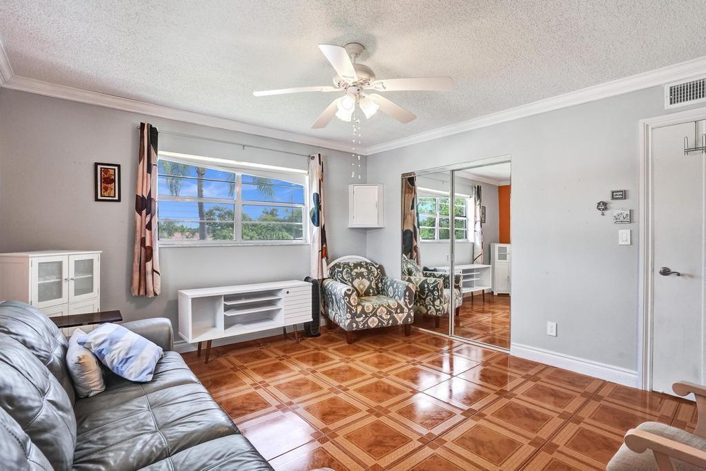 2240 JOHNSON Street # 212, Hollywood FL 33020 photo 3