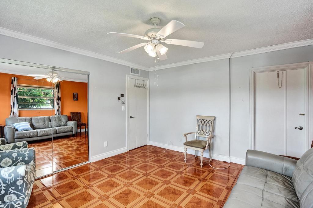 2240 JOHNSON Street # 212, Hollywood FL 33020 photo 4