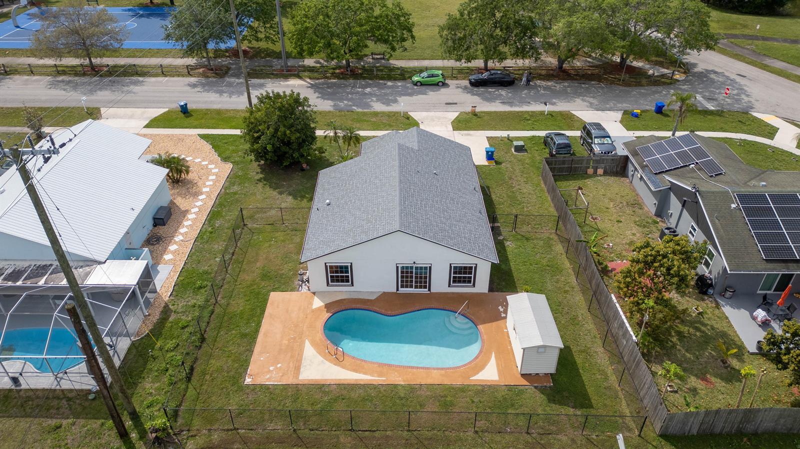 1240 Grandview Circle, Royal Palm Beach FL 33411 photo 2