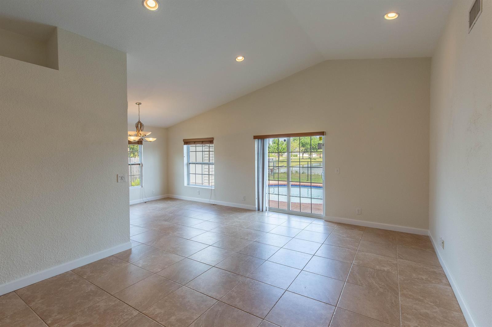 1240 Grandview Circle, Royal Palm Beach FL 33411 photo 5