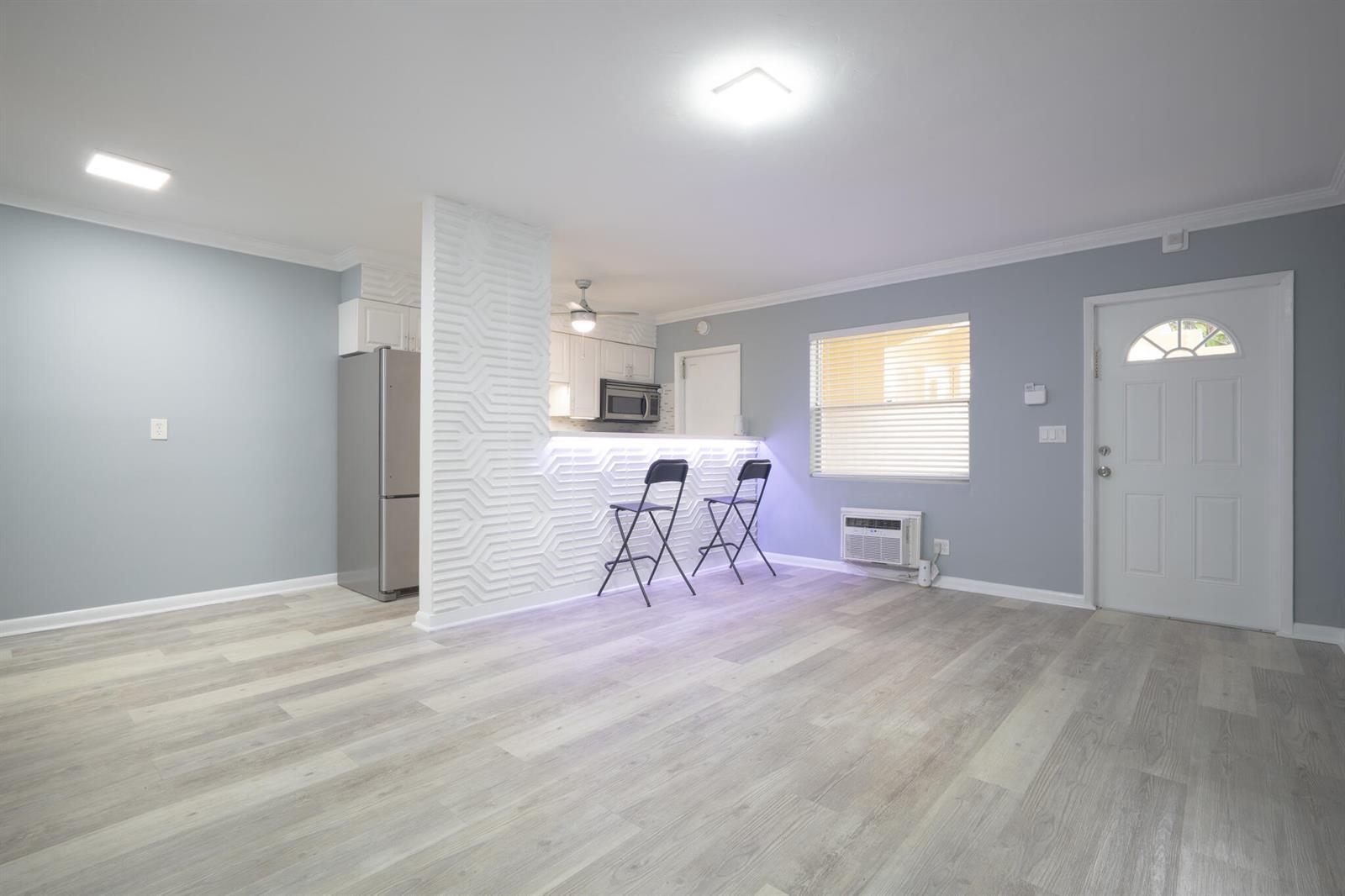 2621 Grant Street # 10A, Hollywood FL 33020 photo 2