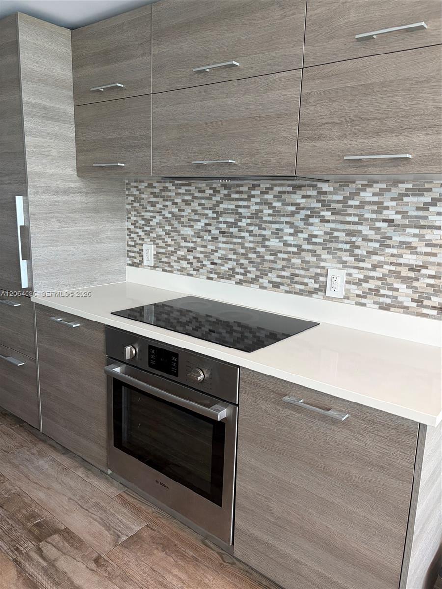 650 NE 32nd St # 802, Miami FL 33137 photo 5
