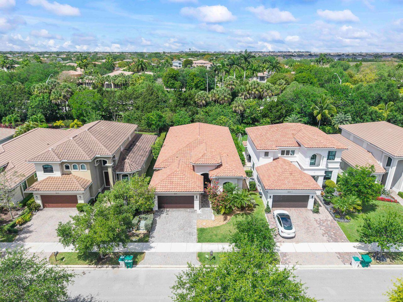 8251 CANOPY Terrace, Parkland FL 33076 photo 2