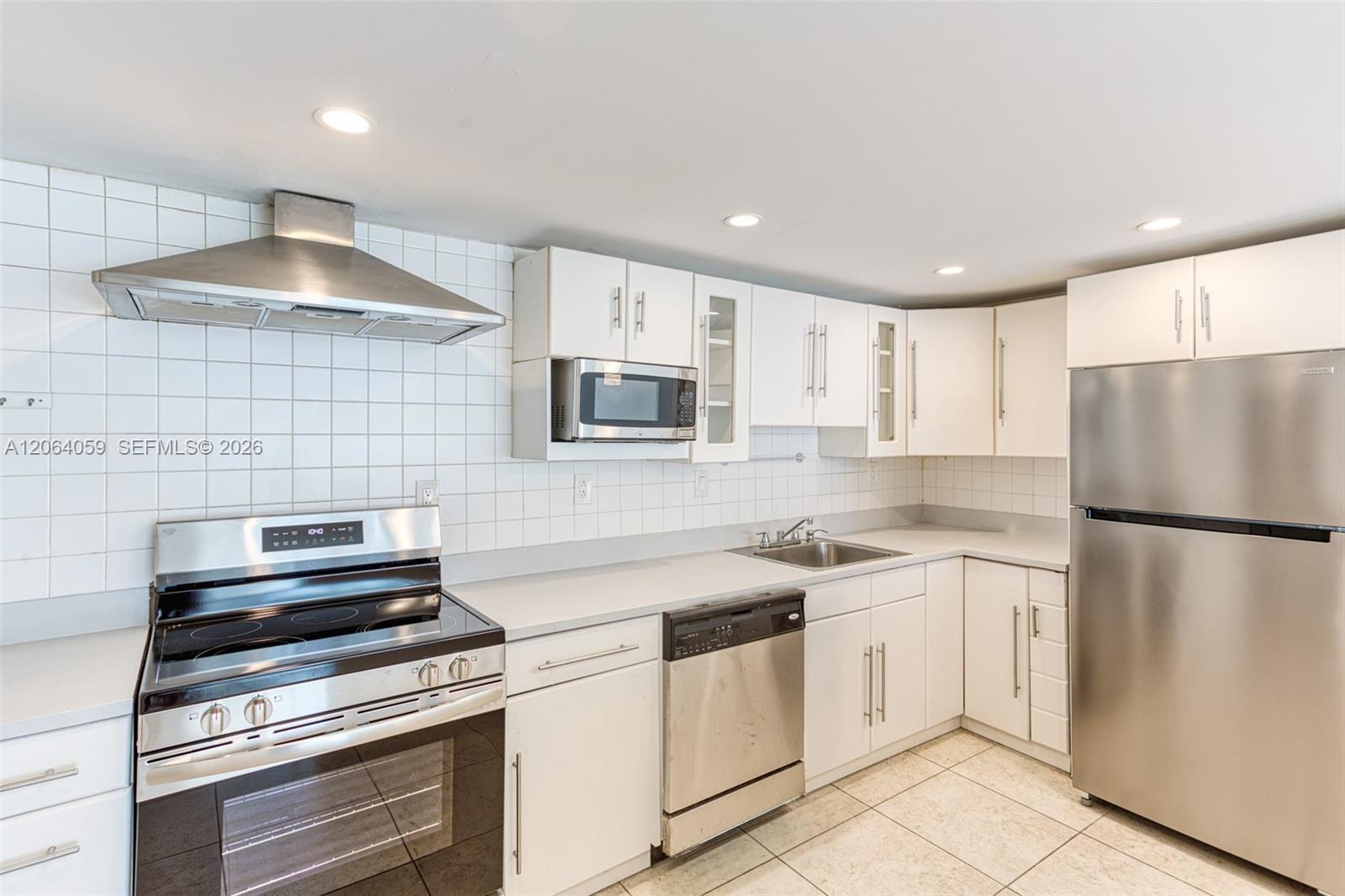 19380 Collins Ave # 406, Sunny Isles Beach FL 33160 photo 5