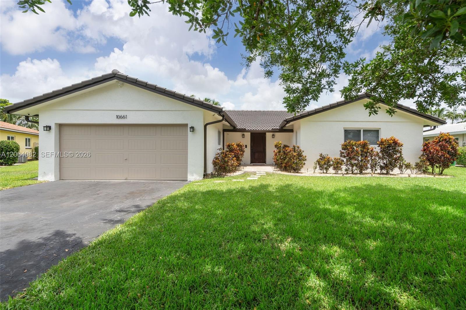 10661 NW 43rd Ct, Coral Springs FL 33065 photo 3