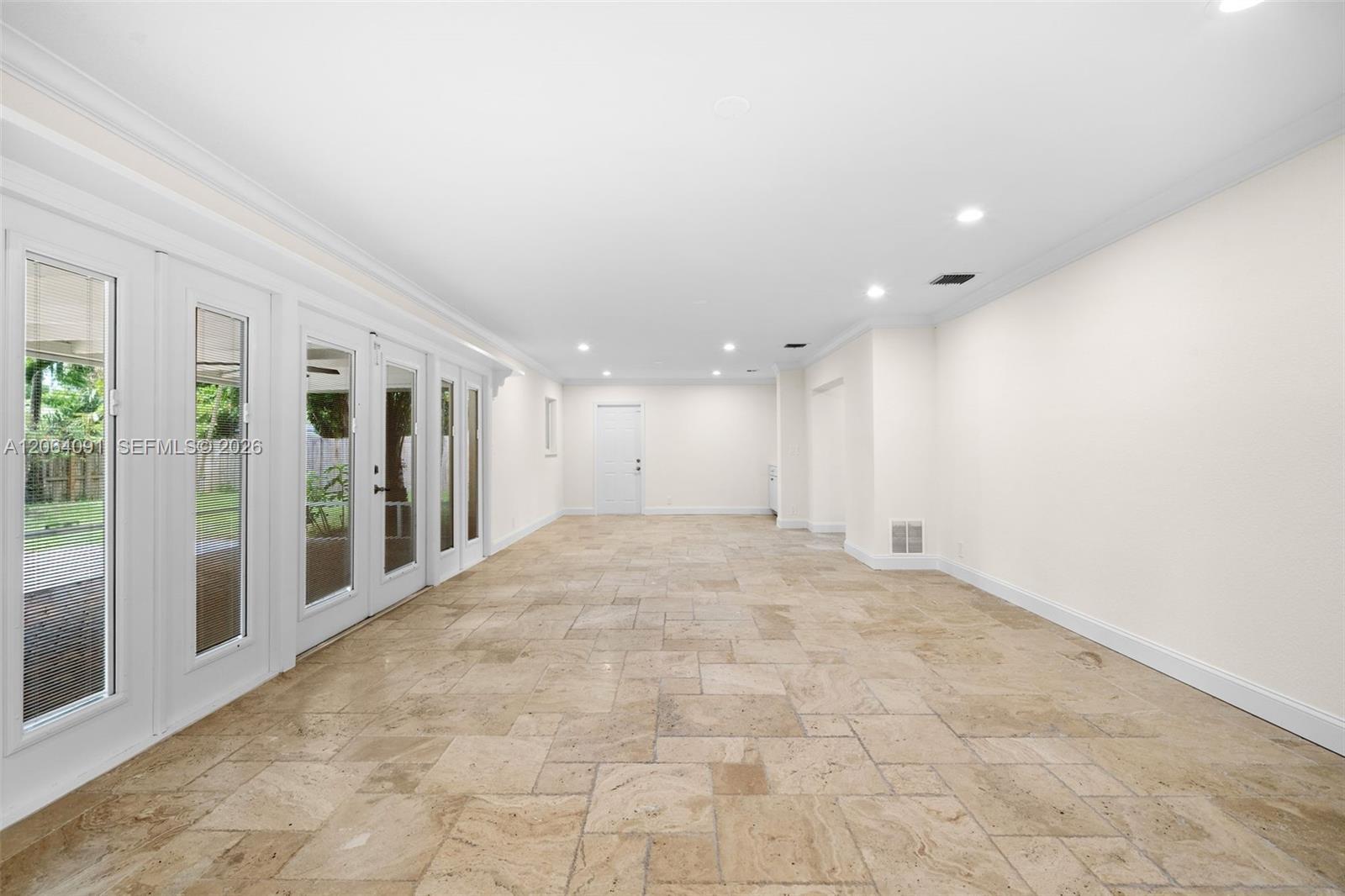 6200 Pine Ter, Plantation FL 33317 photo 5