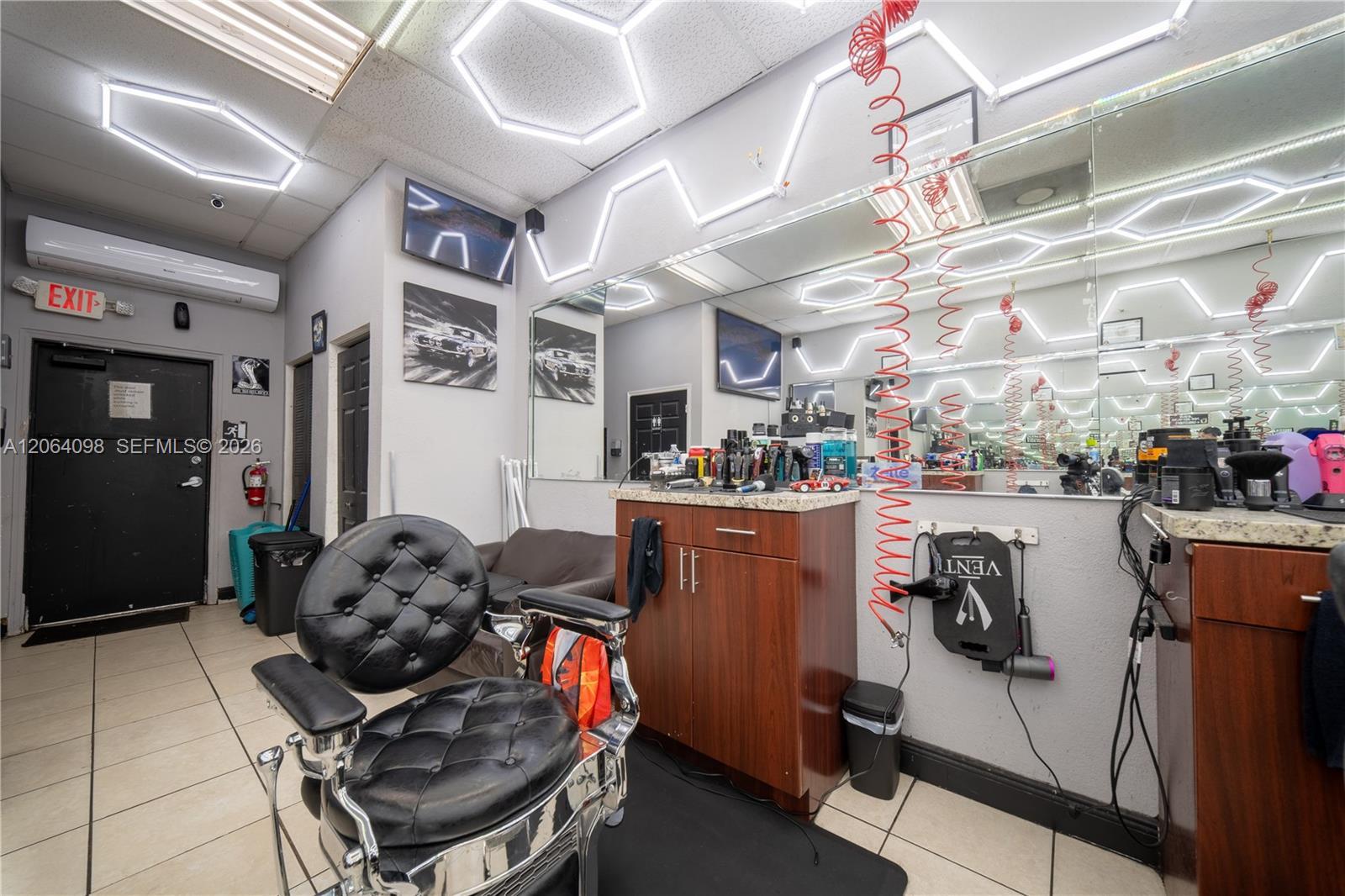 Miami Gardens, FL 33055 photo 5