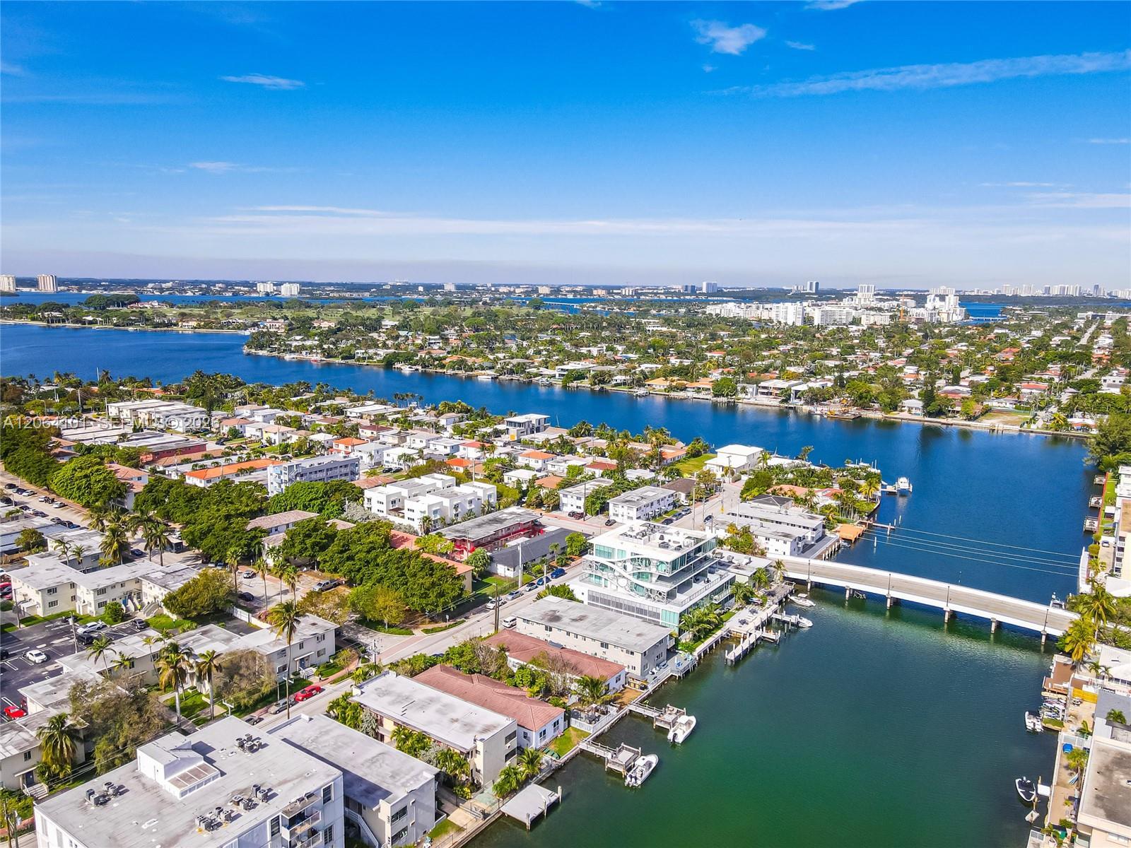 8335 E Crespi Blvd # 4, Miami Beach FL 33141 photo 3